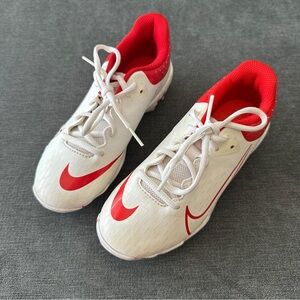 Nike Kids Hyperdiamond 4 Keystone softball cleats size 2.5